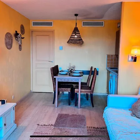Appartement Bali Chic : Vue A Cannes